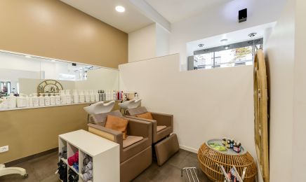 Lola Coiffure & Beauté Paris : Institut de beauté à Paris