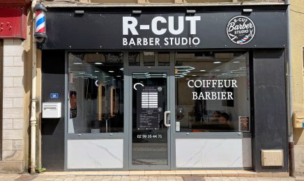 R-CUT Barber Studio : Barbier à Sées