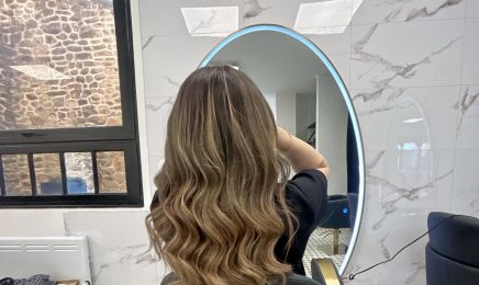 Maison La Coiffeuse : Coiffeur à Fougères