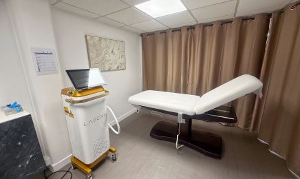 INSTANT D'OR : Manucure à Nancy