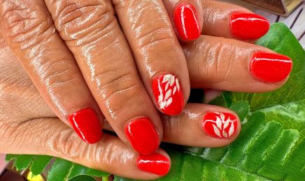 Rose Bomb’ongles : Manucure à Yssingeaux
