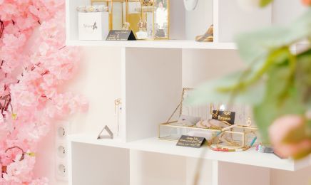 Chloé Secret Beauty : Manucure à Cannes