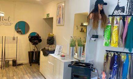 Afrikanische Haarkünstlerin: Friseur in Eberswalde
