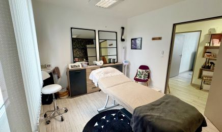 Espace Beauté "Au temps pour Soi"  : Institut de beauté à La Flèche