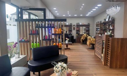 Reyhan Hair & Glow: Kosmetikstudio in Neuenrade