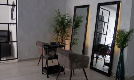 Amber Kossy : Manucure à Neuilly-Plaisance