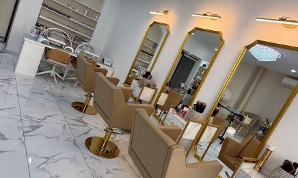 Sofia by Mina Beauty - Coloriste : Manucure à Marseille