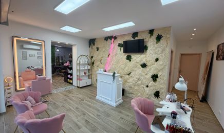 La Boite à Ciseaux : Coiffeur à Montmorillon