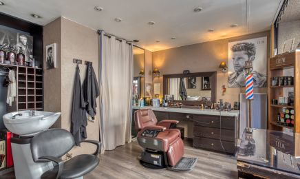 Figaro barber coiffeur homme barbier : Barbier à Fontaines-sur-Saône