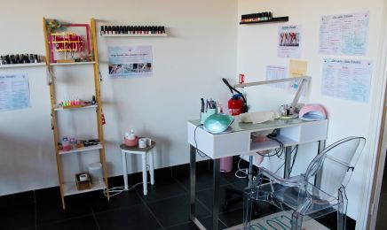 Carlota Conseil Esthetique : Manucure à Aytré