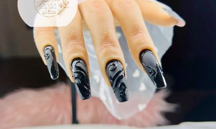Jane Fashion Nails by jade : Manucure à Lyon