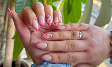 RV Nails Neudorf : Manucure à Strasbourg