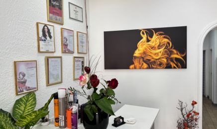 Rosa Haar- & Kosmetikstudio: Kosmetikstudio in Köln