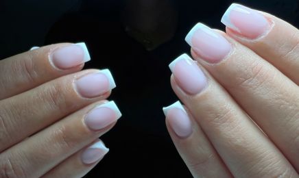 Nails By Nel  : Manucure à Saint-Étienne