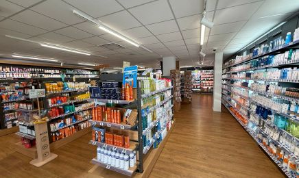 Parapharmacie Paraplus : Institut de beauté à Eybens