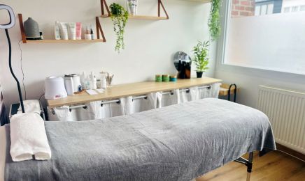 La parenthèse de Julie : Manucure à Houplines