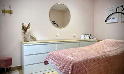 Claire Morelle : votre instant beauté : Manucure à Flines-lez-Raches