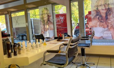 Friseursalon Artemis: Kosmetikstudio in Königsbronn