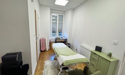 L Beauty Institut : Manucure à Fougères