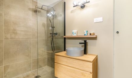 Atelier Beauté Bronzage : Institut de beauté à Paris
