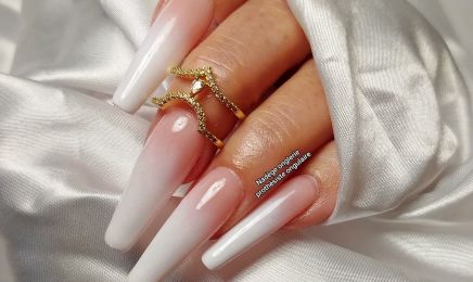 Nadege_Ongles : Manucure à Thil