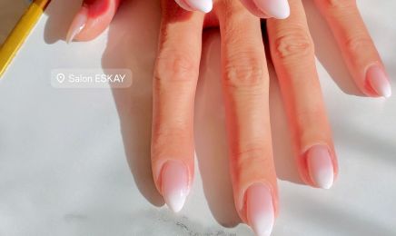 Salon ESKAY | ongles, détatouage, carbonpeeling, massages, épilation, browlift, cils : Manucure à Annecy