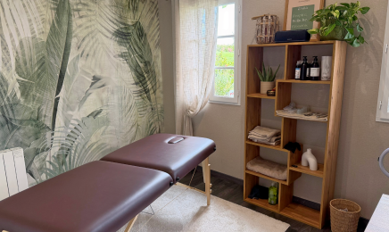 Marine Barrios Massage : Institut de beauté à Agnin