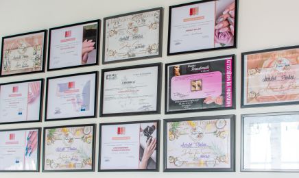 Beauty Lou’s  : Manucure à Saint-Pey-de-Castets
