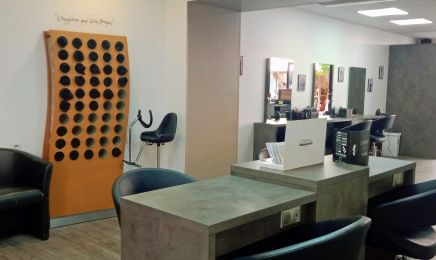 La Maison Des Coiffeurs : Coiffeur à Rochefort