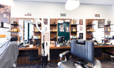 District barber shop (chez le barbier) : Barbier à Douai