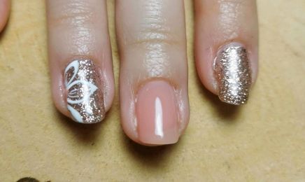 Némésias Nails : Institut de beauté à Chavigny
