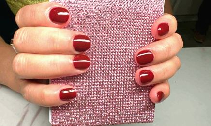 Signature - Ongles aux Carmes  : Manucure à Toulouse