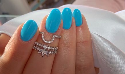 Des ongles et du style : Manucure à Saint-Romain-le-Puy