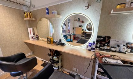 Manon B : Coiffeur à La Garde