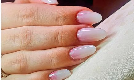  À Fleur de peau by la Più bella  : Manucure à Alès 
