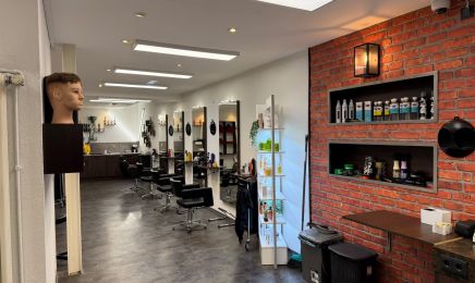 Hairtime Friseursalon: Friseur in Friedberg (Hessen)