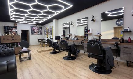 Royal Cut Friseur Salon: Kosmetikstudio in Beckingen