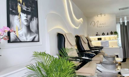 Nami Nails & Lashes: Kosmetikstudio in Nürnberg