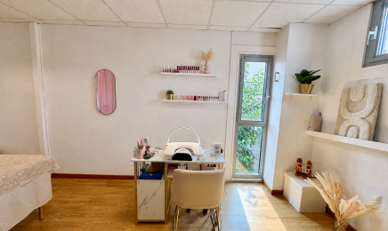 MENO BEAUTY SALON - Saint-Raphaël : Manucure à Saint-Raphaël