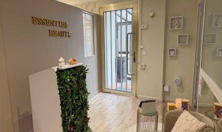 Essentiel Beauté : Manucure à Fabrègues
