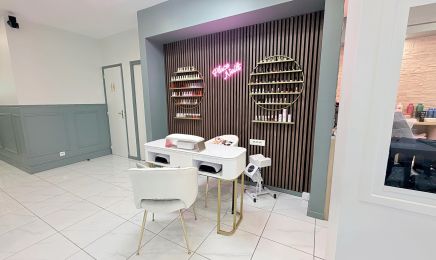 Les blondes et les brunes - Paris : Institut de beauté à Paris