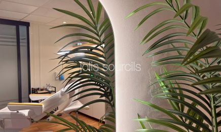 JOLIS SOURCILS - expertise du sourcil et beauté du visage  (anciennement STUDIO LH) : Institut de beauté à Mouans-Sartoux