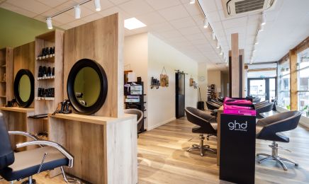 O2 Ciseaux : Coiffeur à Russ