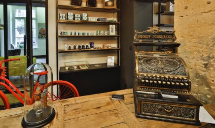 La Cour des Hommes / L'Atelier Barber : Barbier à Metz
