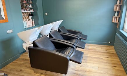 Signé Greg : Coiffeur à Wormhout