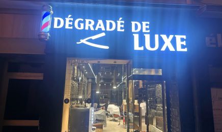 Dégradé de Luxe : Coiffeur à Sainte-Colombe