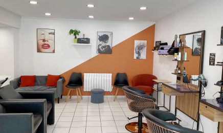 ND en aparté : Coiffeur à Mouroux