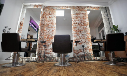 Frisierbar Ottensen - Hairdresser & Café: Barbershop in Hamburg