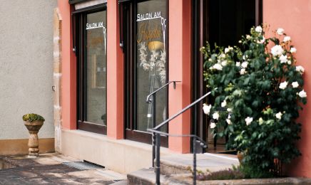 Salon Am Hofgarten: Friseur in Kirchberg an der Jagst