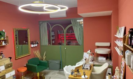 Mélodie Hair Expert : Manucure à Carqueiranne